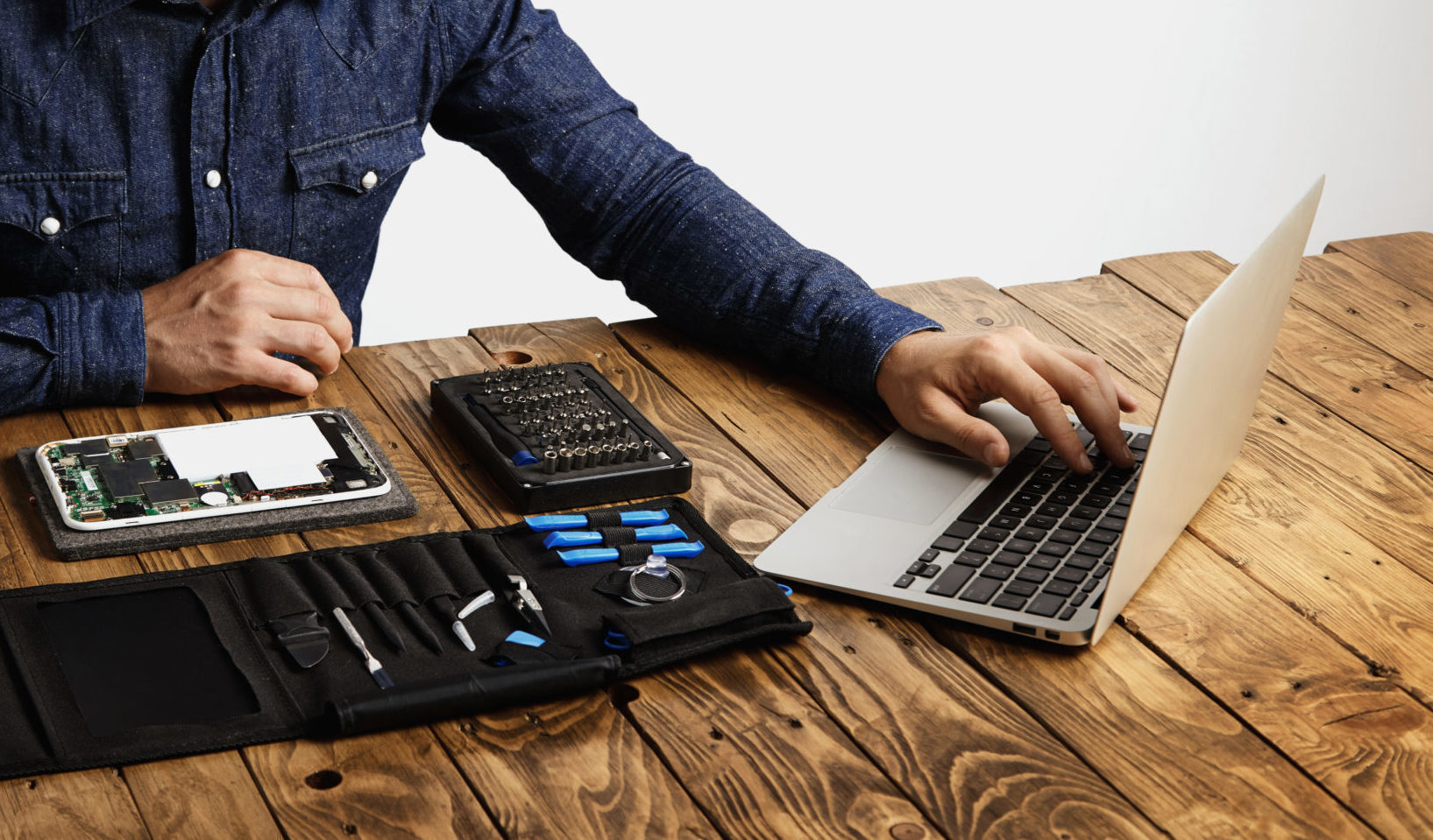 Annual Maintenance Contracts by Cyberport Communications